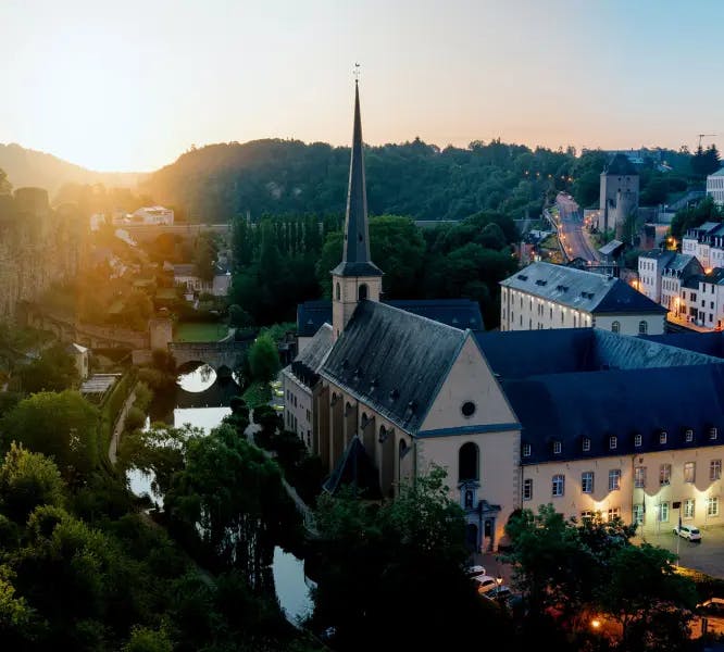 link to How to use an Employer of Record in Luxembourg